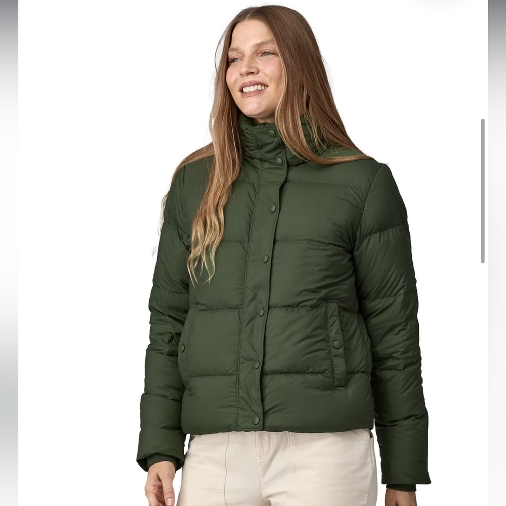 NWT Patagonia W’s L Silent Down Jacket Torrey Pine Green